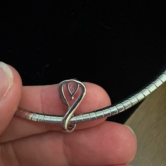 Safi Kilima Teardrop Tanzanite Pendant 18" Omega Necklace Silvertone NEW - Picture 10 of 11